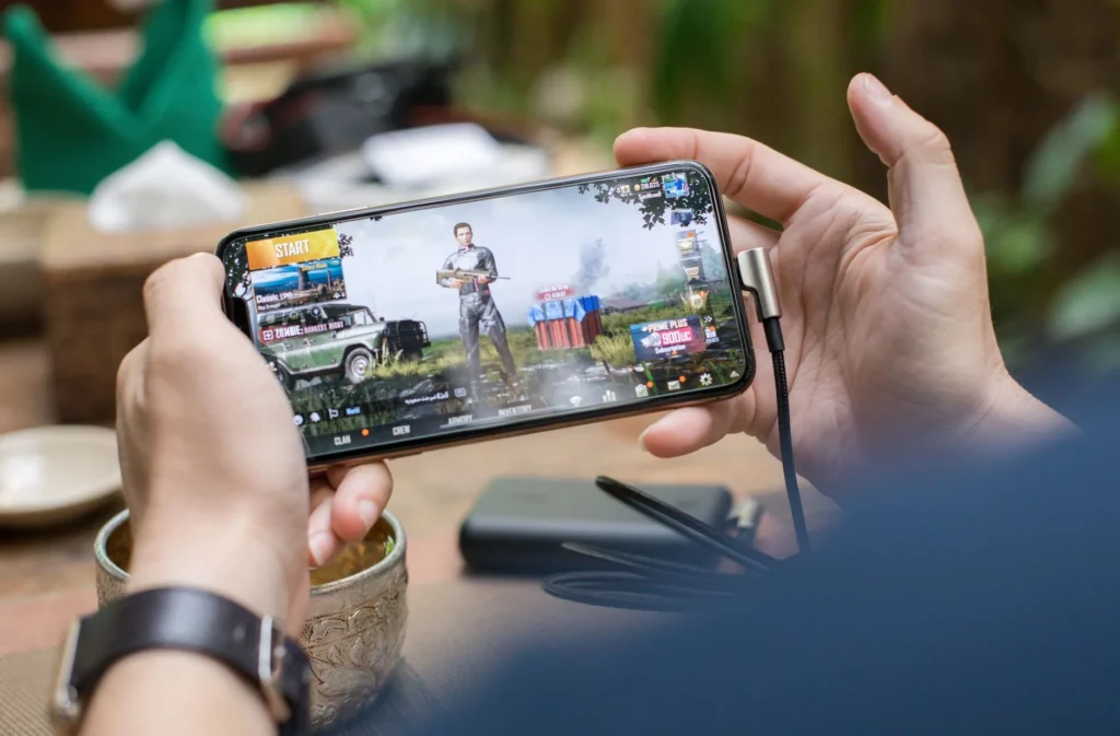 play free online games to earn money download