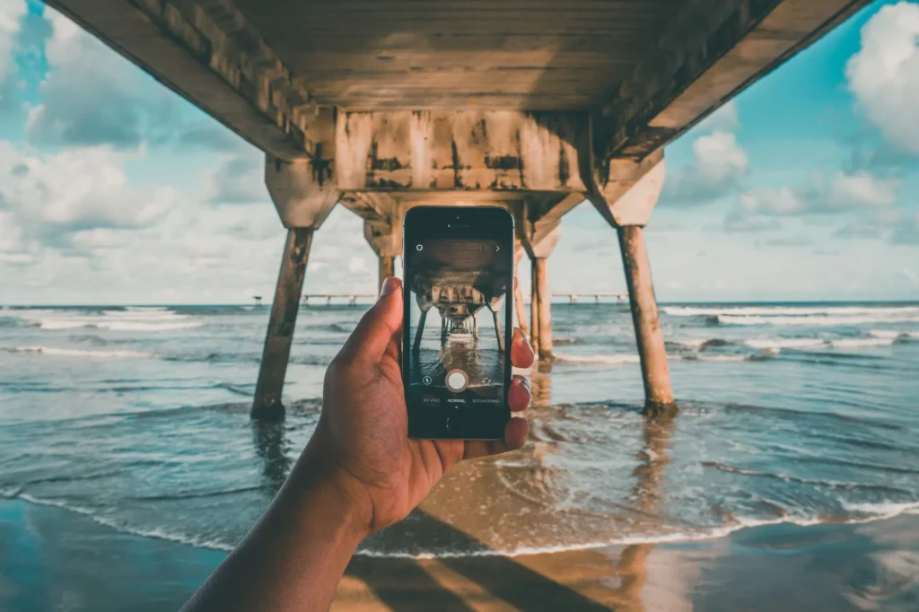 Mobile phone introduction image